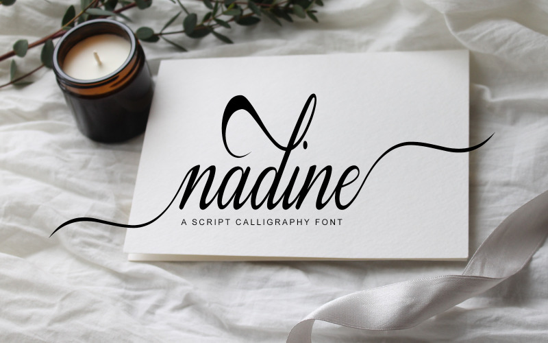 Nadine lettertype, script, kalligrafie