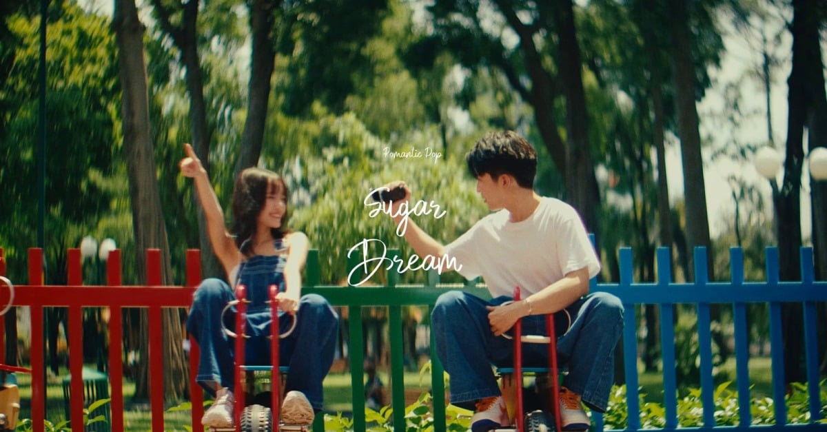 Chasing Sunbeams Always / Romantic Pop