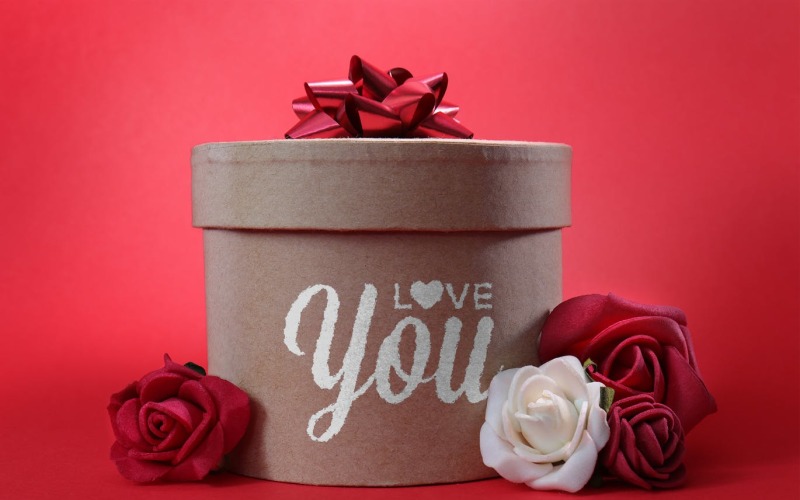 Romantic Gift Box product mockup Product Mockup