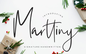 Marttiny Signature Handwritten Font