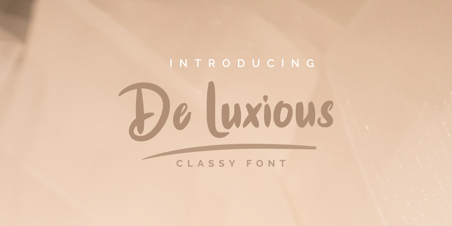 De Luxious // Pretty Font