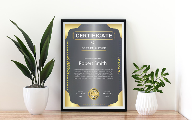 Golden Certificate For Best Employee Certificate Template