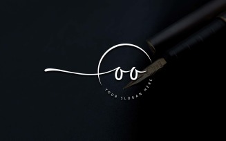 Calligraphy Studio Style OO Letter Logo Design
