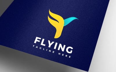 Kreativa bokstaven T Flame Flying Bird Logo Design