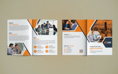 Business Bi Fold Brochure Design - Modello di identità aziendale