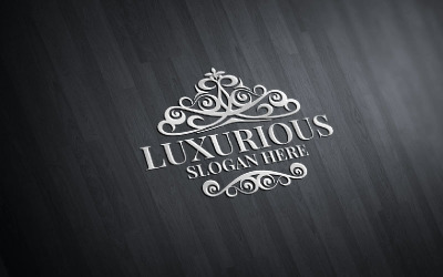 Luxus Royal 19 logó sablon