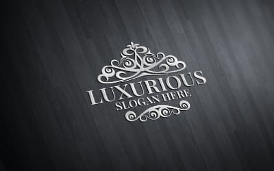 Modèle de logo luxueux Royal 19