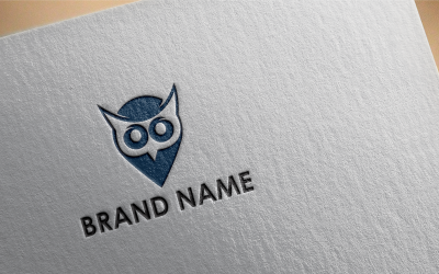 Modèle de logo à point plat hibou