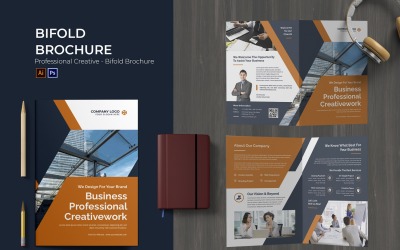 Professionele creatieve tweevoudige brochure