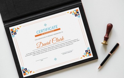 Modern tanúsítványsablon v12.0