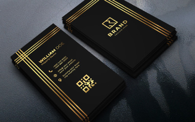 Cartão de visita vertical preto dourado criativo e moderno