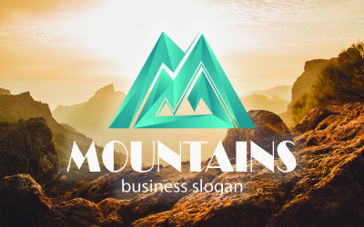 Lettera M Monogramma Logo Montagne