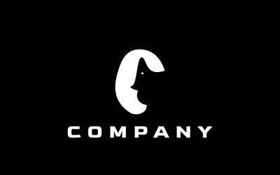 Logo de la lettre C de la fille de l&amp;#39;espace négatif