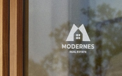 Сучасний будинок лист M Pro шаблон логотипу