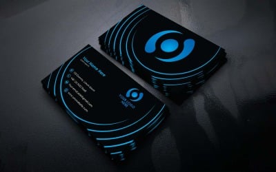 Kreatives schwarz-blaues Visitenkarten-Design - Corporate Identity