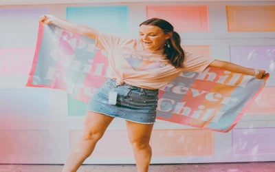 Neon Pockets - Fun Happy Inspiring Stock Music (Contexte, Moderne, Énergie, Mode, Vlog)
