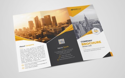 Design de modelo de brochura corporativa criativa com três dobras de publicidade de marketing com formas abstratas