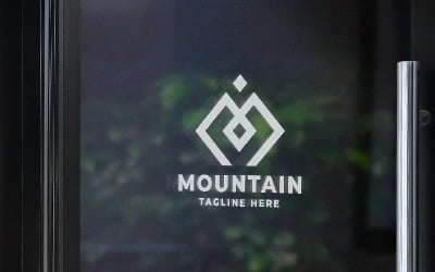 Plantilla de logotipo de Mountain Letter M Pro