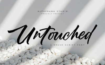Orörd - Brush Script Font