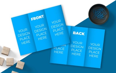 Yaratıcı ve Modern Üç Katlı Broşür Mockup Tasarımı - Ürün Mockup&amp;#39;ı
