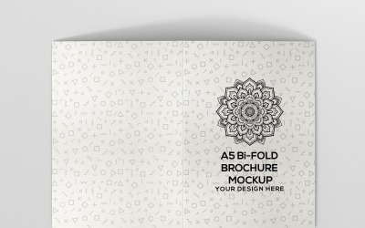 Brochure - Mockup di brochure a doppia piegatura A5 8