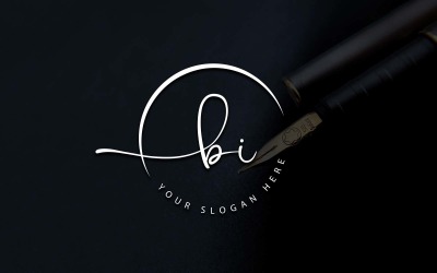 Création de logo de lettre BI de style studio de calligraphie