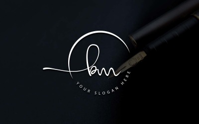 Design de logotipo de letra BM estilo estúdio de caligrafia