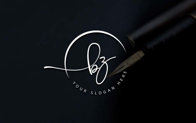 Design de logotipo de letra BZ estilo estúdio de caligrafia