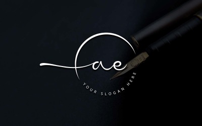 Design del logo della lettera AE in stile studio di calligrafia