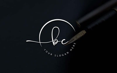 Design del logo della lettera BC in stile studio di calligrafia