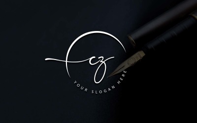 Design de logotipo de letra CZ estilo estúdio de caligrafia