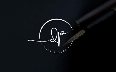 Design de logotipo de letra DP estilo estúdio de caligrafia