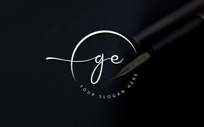 Design del logo della lettera GE in stile studio di calligrafia