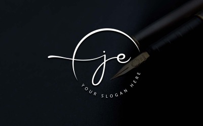 Diseño de logotipo de letra JE estilo estudio de caligrafía