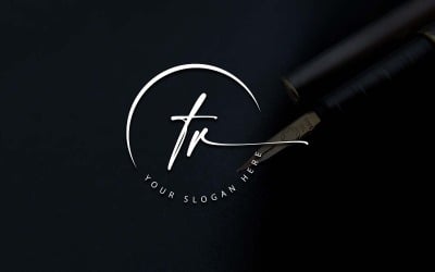 Kalligrafi Studio stil TR bokstavslogotypdesign
