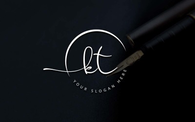 Kalligraphie-Studio-Stil KT-Letter-Logo-Design