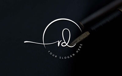 Design del logo della lettera RD in stile studio di calligrafia