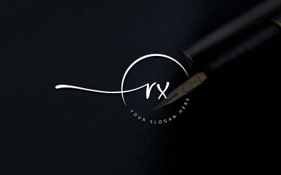 Design del logo della lettera RX in stile studio di calligrafia
