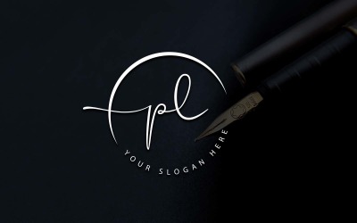 Kalligráfia Stúdió stílusú PL Letter Logo Design