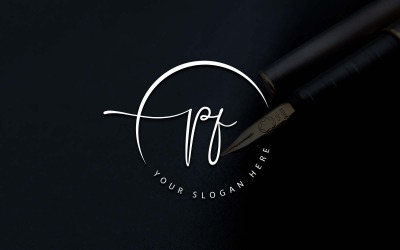 Kalligrafie Studio stijl PF brief Logo ontwerp