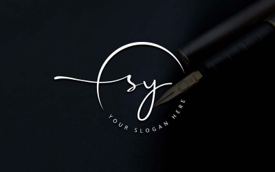 Projektowanie logo w stylu studio kaligrafii SY Letter