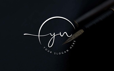 Дизайн логотипа студии каллиграфии в стиле YN Letter