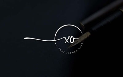 Kalligrafi Studio stil XO bokstavslogotypdesign
