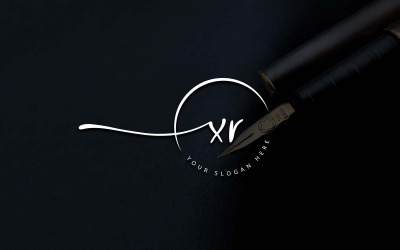 Kalligrafie Studio stijl XR brief Logo ontwerp