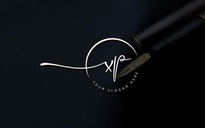 XP-Letter-Logo-Design im Kalligraphie-Studio-Stil