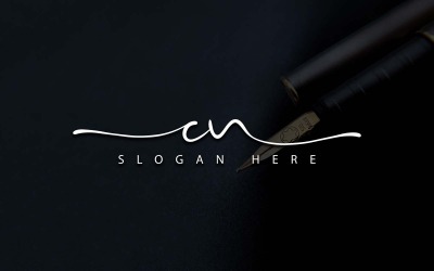 Kreatywna fotografia CN Letter Logo Design