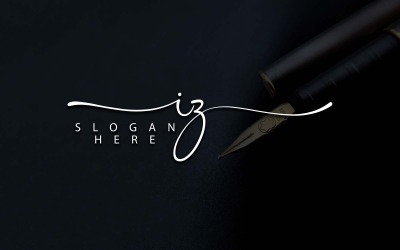 Kreatív fotózás IZ Letter Logo Design