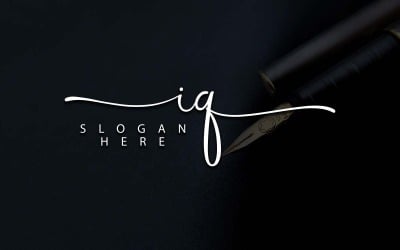 Kreativní fotografie IQ Letter Logo Design