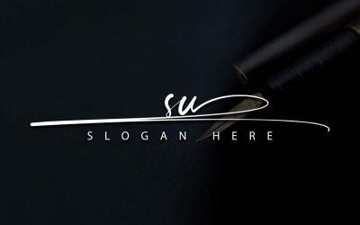 Kreatywna fotografia SU Letter Logo Design