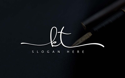 Kreatív fotózás KT Letter Logo Design